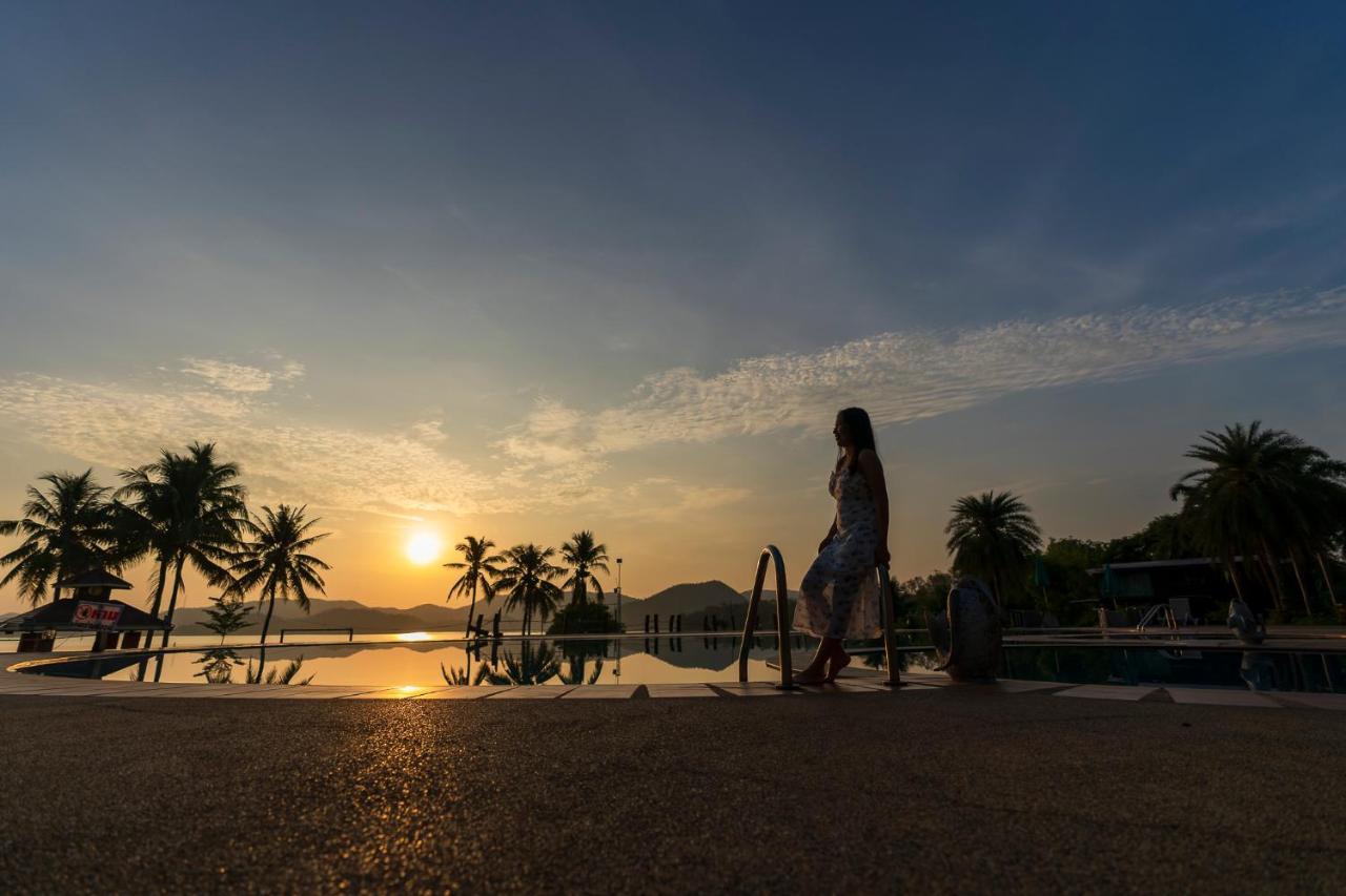 Kaengkrachan Boathouse Paradise Resort Kaeng Kachan Εξωτερικό φωτογραφία